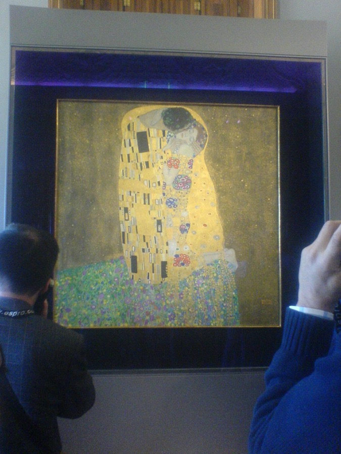 The Kiss - Gustav Klimt, Vienna 1908